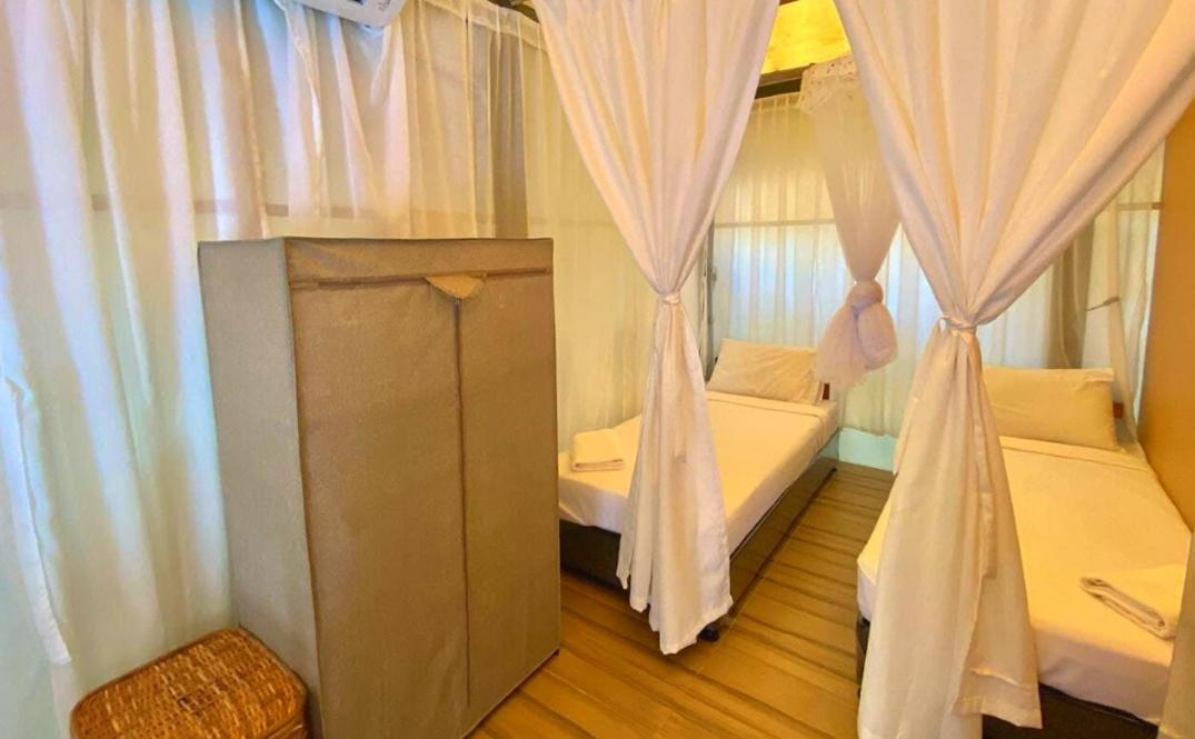 Playa La Caleta Bataan Hotel Morong  Exterior photo